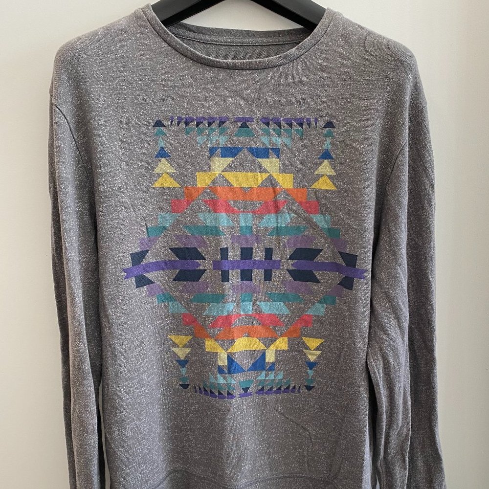 On The BYAS Mens Graphic Crew Neck SMALL